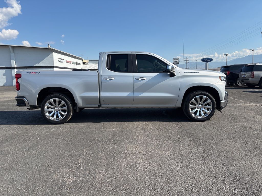 2019 Chevrolet Silverado 1500 LT photo 4