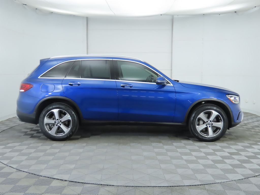 2022 Mercedes Benz GLC 300 photo 4