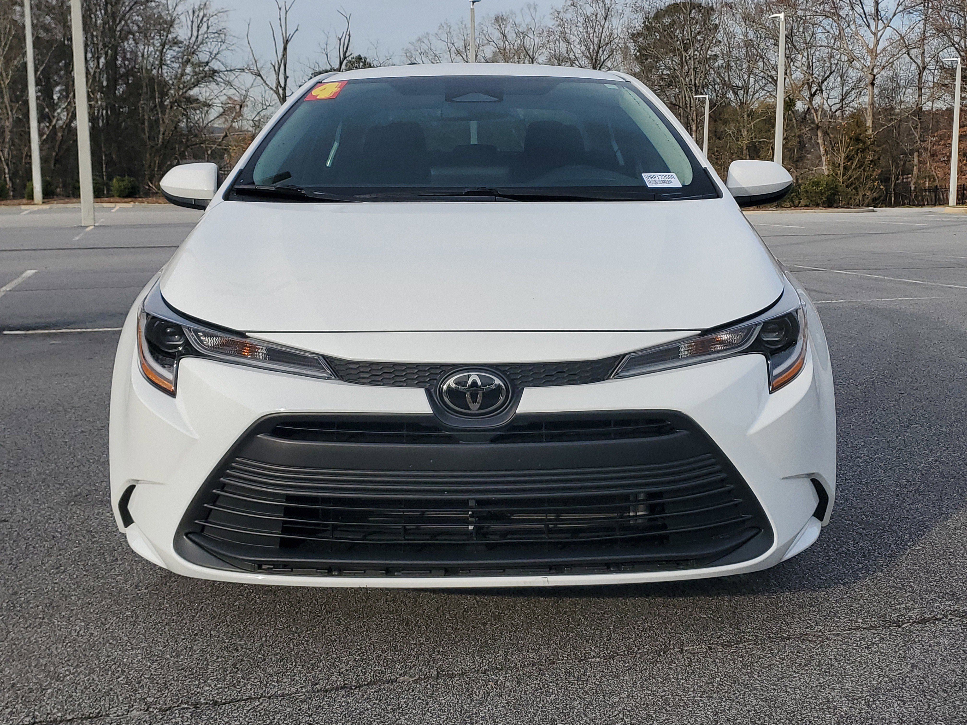 2024 Toyota Corolla LE's photo