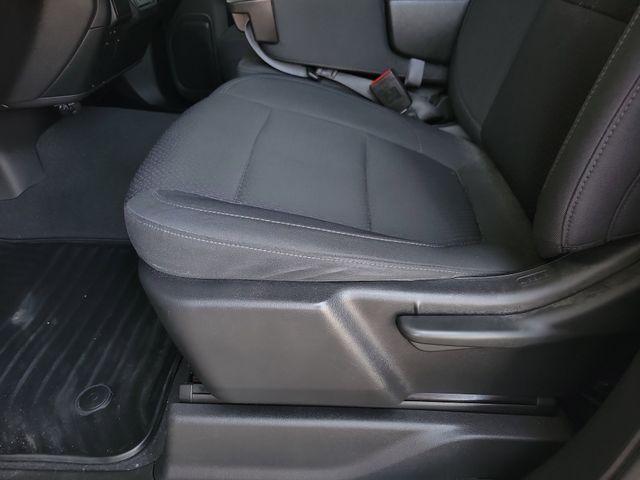 2022 Chevrolet Silverado 1500 Custom photo 5