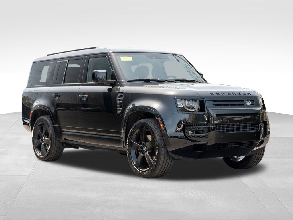 2025 Land Rover Defender 130 V8 photo 3