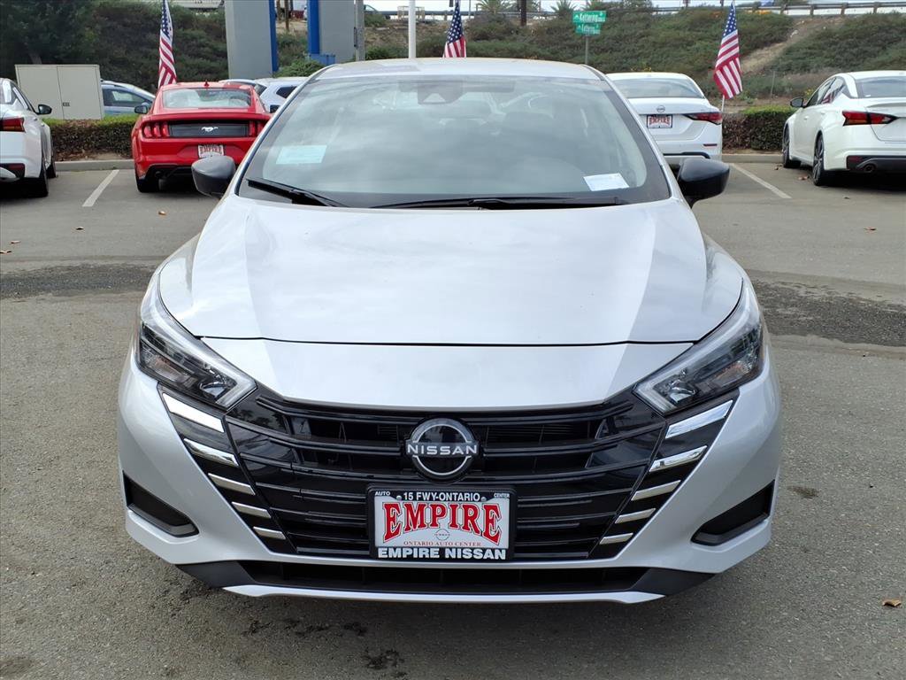 2025 Nissan Versa S photo 2