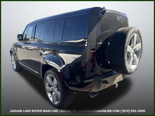 2025 Land Rover Defender 110 X-Dynamic SE photo 2