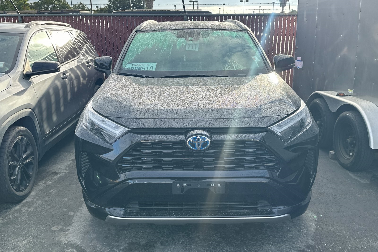 2022 Toyota RAV4 Hybrid SE photo 4