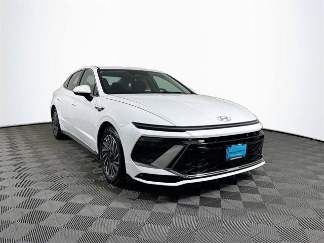 2025 Hyundai Sonata Hybrid SEL photo 4