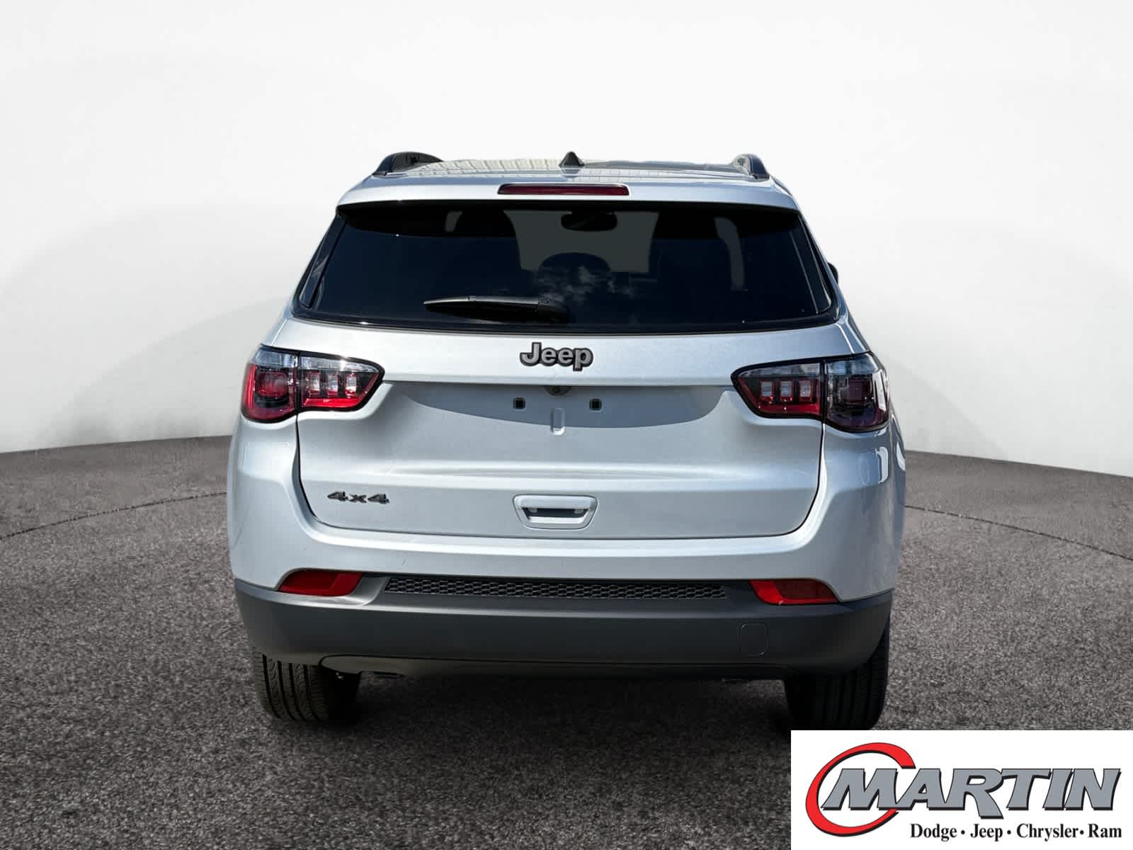2026 Jeep Compass Latitude Altitude photo 3