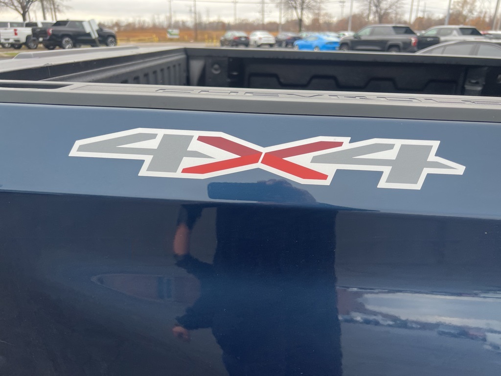 2022 CHEVROLET SILVERADO LTD - Image 3