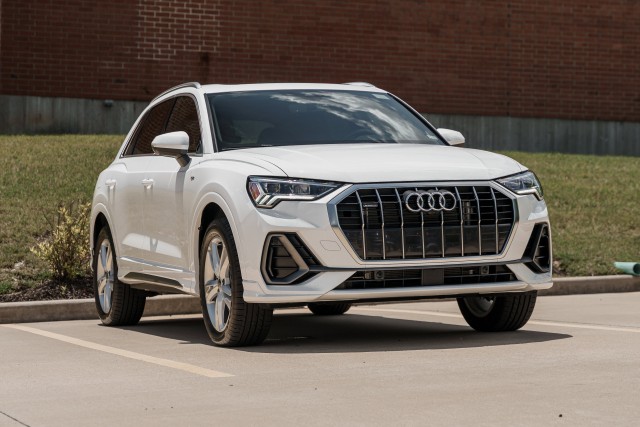 2024 Audi Q3 S line Premium Plus