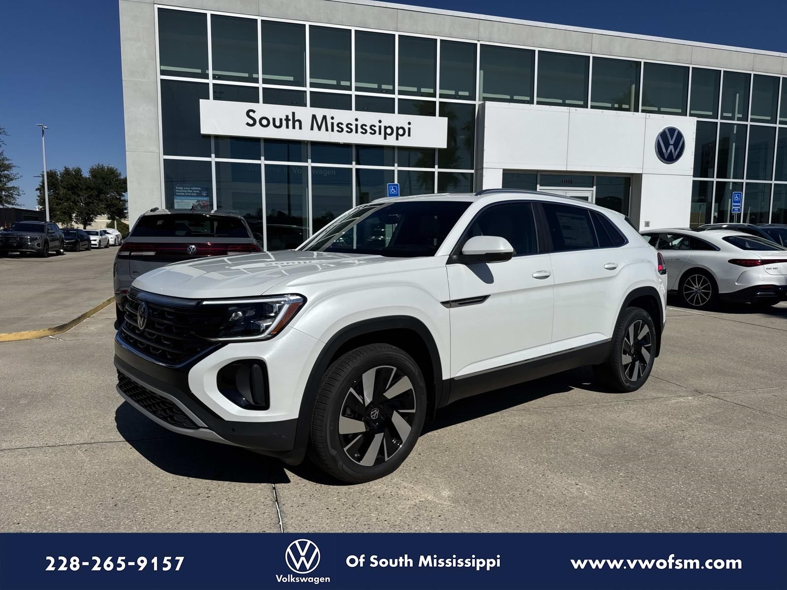 2026 Volkswagen Atlas Cross Sport SEL's photo