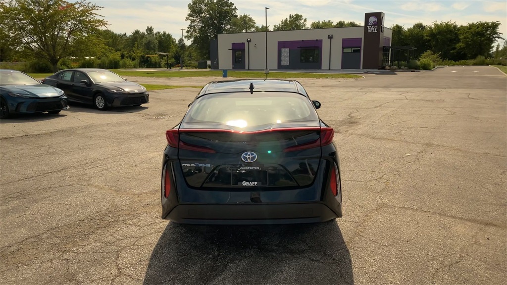 2021 Toyota Prius Prime LE photo 7
