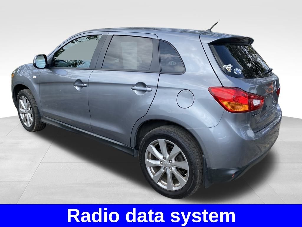 2015 Mitsubishi Outlander Sport ES photo 6