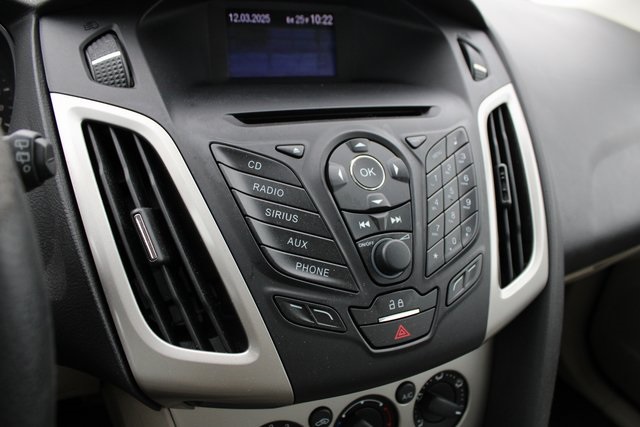 2012 Ford Focus SE photo 4