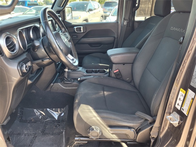 2020 Jeep Wrangler Unlimited Sahara photo 4