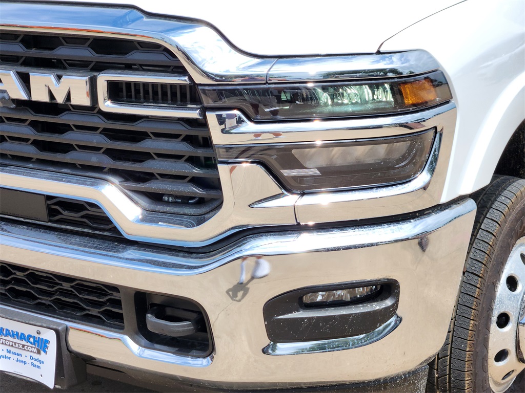 2025 Ram 3500 Big Horn photo 5