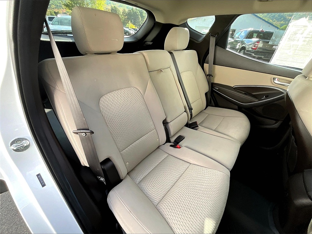 2018 Hyundai Santa Fe Sport Base photo 16