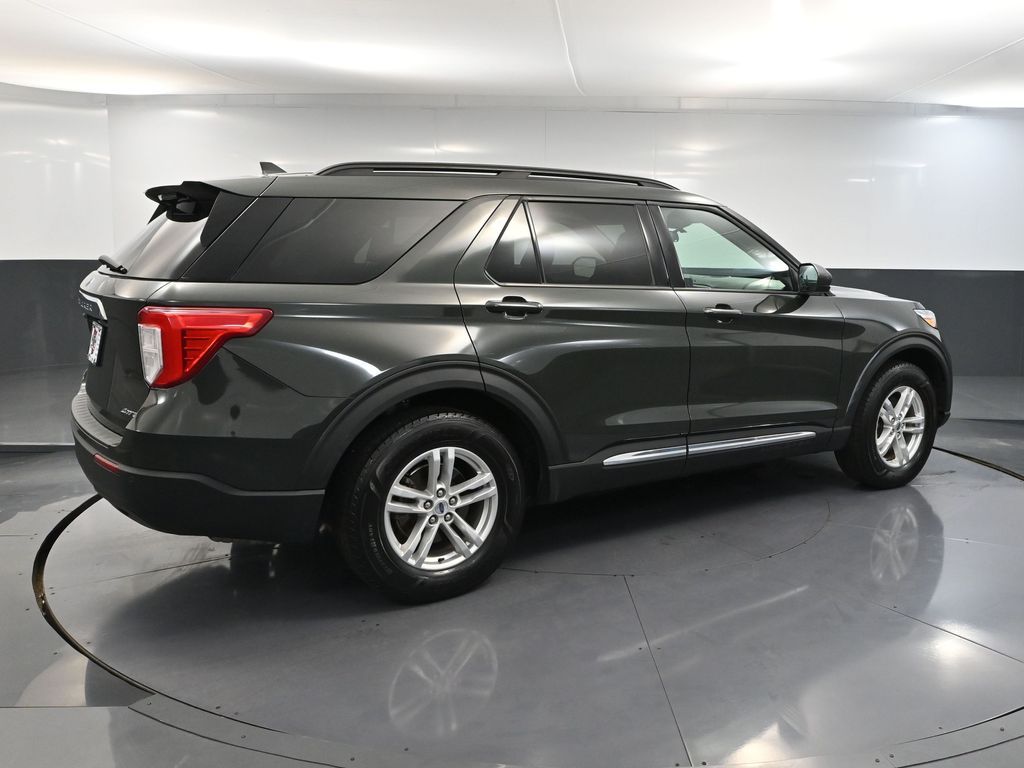 2022 Ford Explorer XLT photo 4