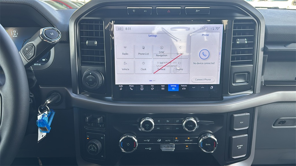 2024 Ford F-150 XLT photo 12