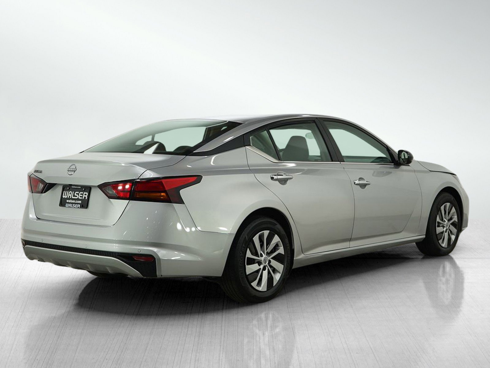 2024 Nissan Altima 2.5 S photo 4