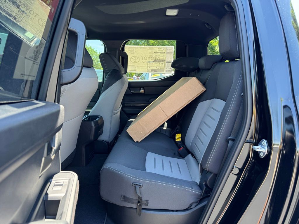 2025 Toyota Tacoma TRD Sport photo 10