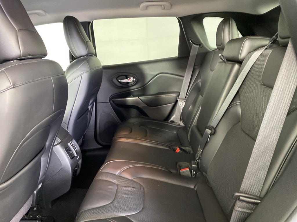 2020 Jeep Cherokee Limited photo 20