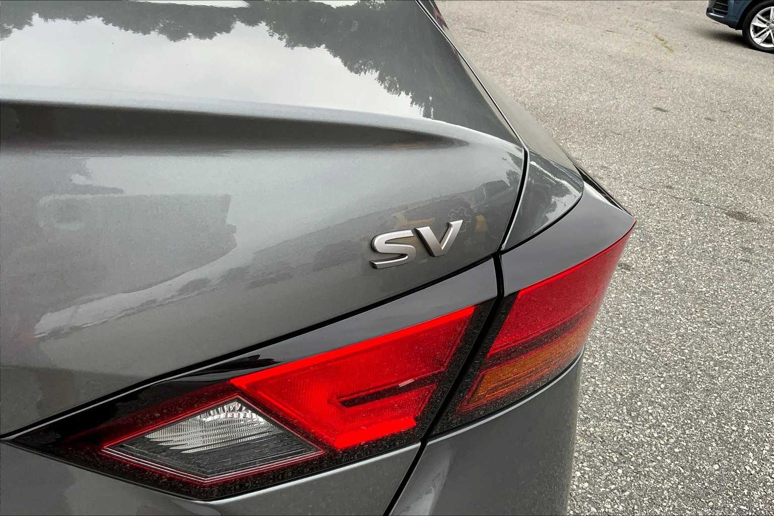 2023 Nissan Altima 2.5 SV photo 8