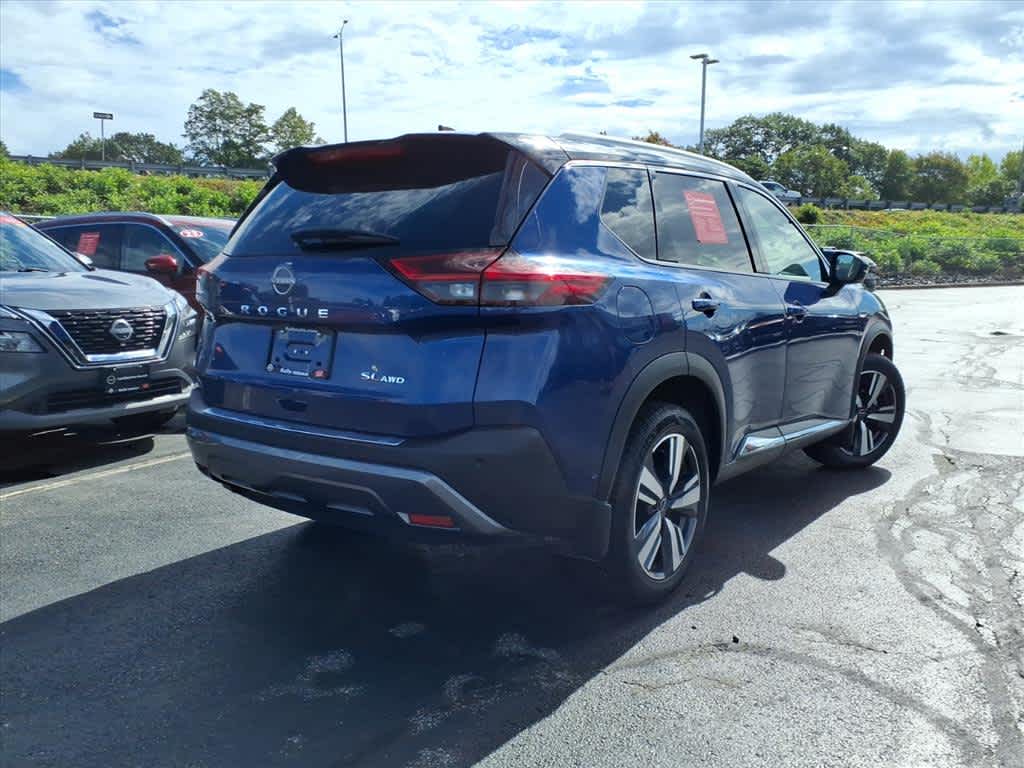 2023 Nissan Rogue SL photo 5