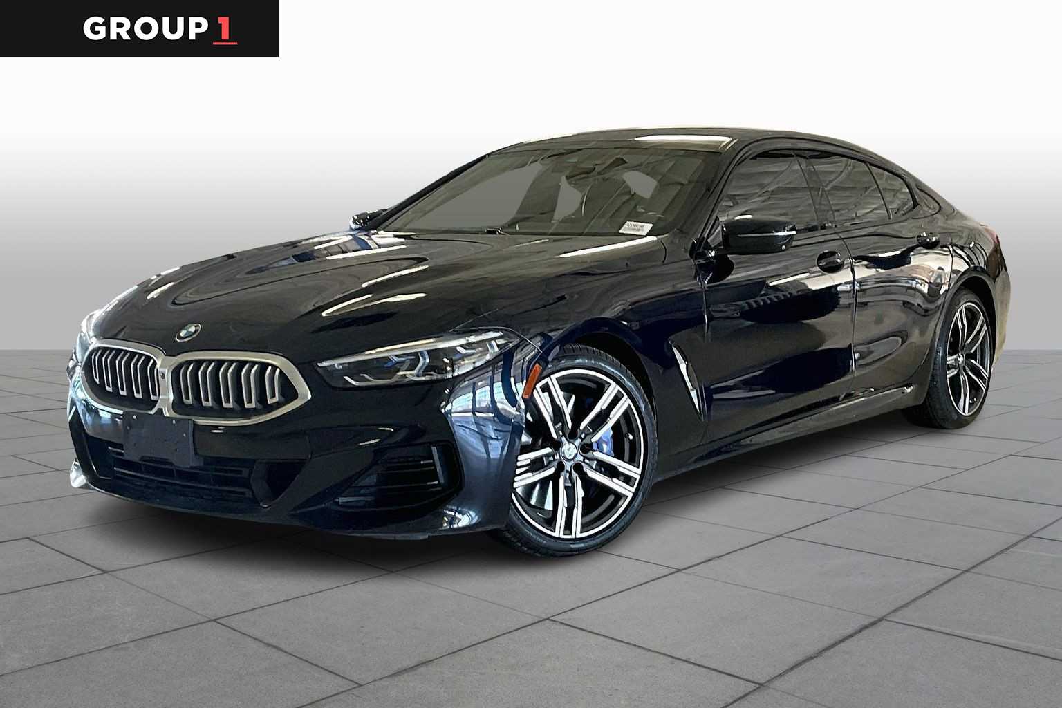 2023 BMW 8 Series 840i's photo