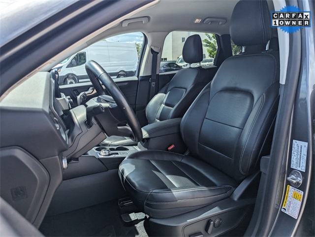 2021 Ford Escape Hybrid Titanium photo 4