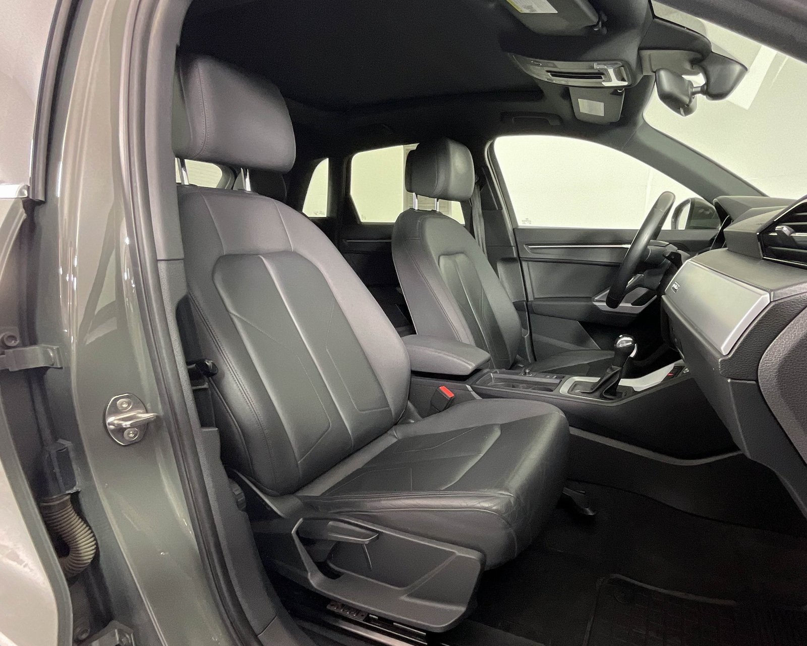 2020 Audi Q3 Premium photo 15