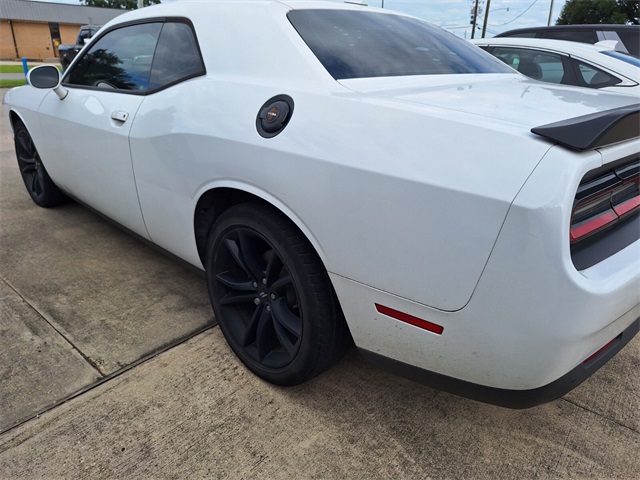 2018 Dodge Challenger SXT photo 5