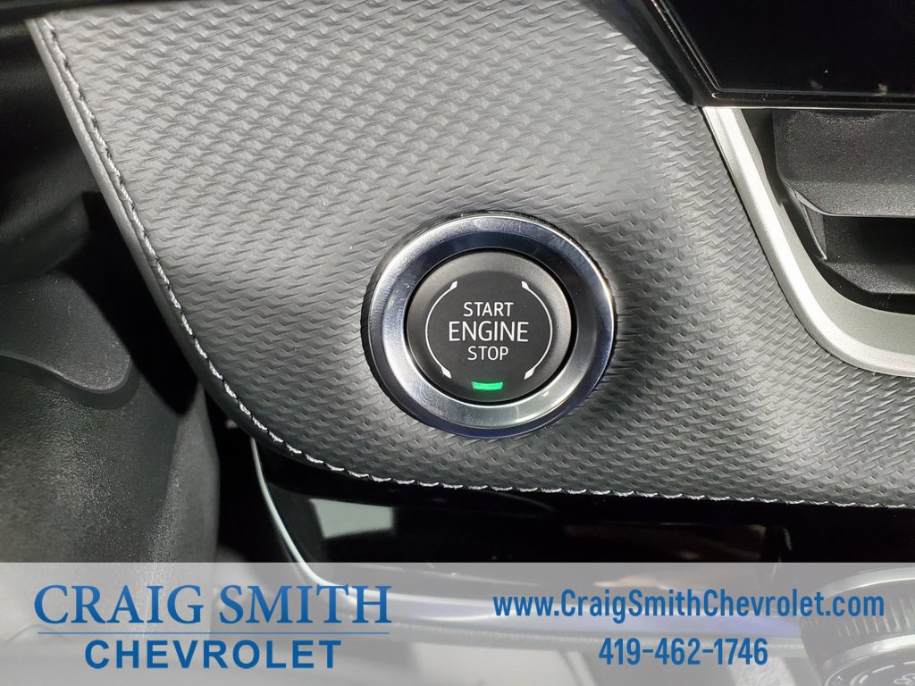 2026 Chevrolet Equinox LT photo 3