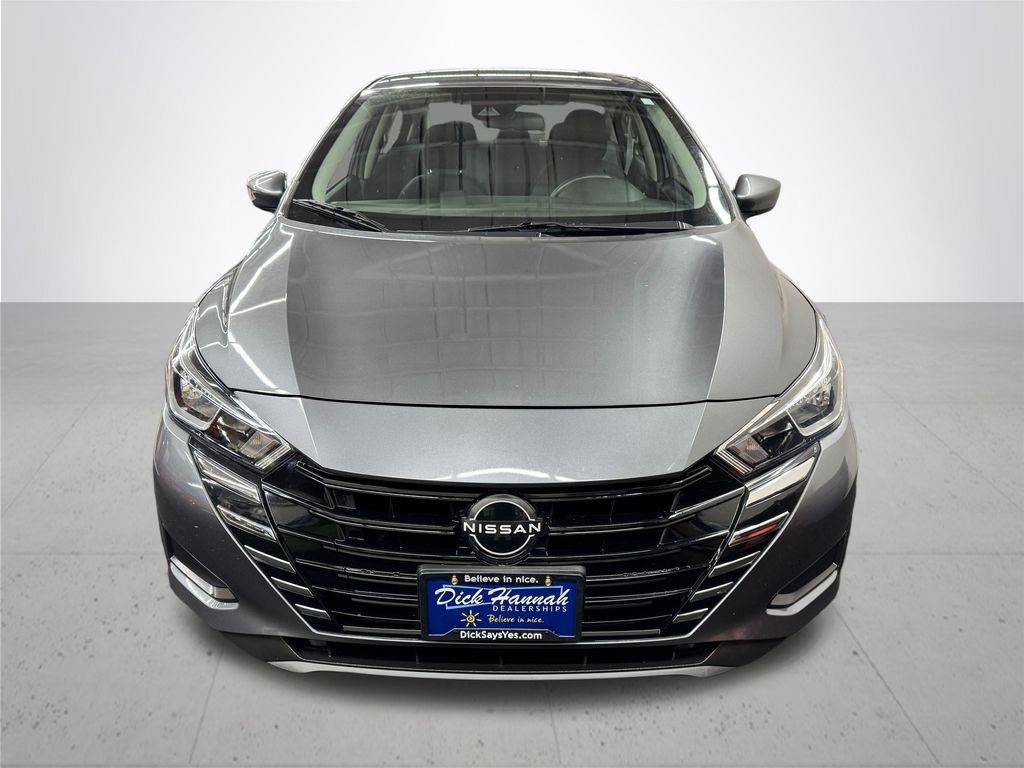 2023 Nissan Versa 1.6 SV photo 9