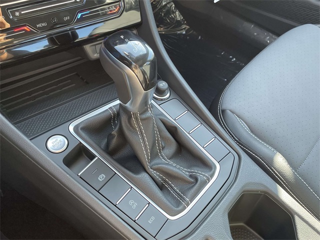 2025 Volkswagen Jetta 1.5T SE photo 19