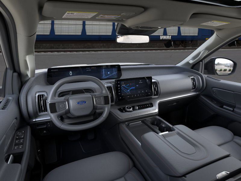 2025 Ford Expedition MAX photo 7