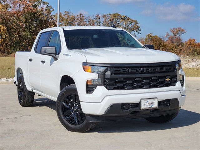 2026 Chevrolet Silverado 1500 Custom's photo