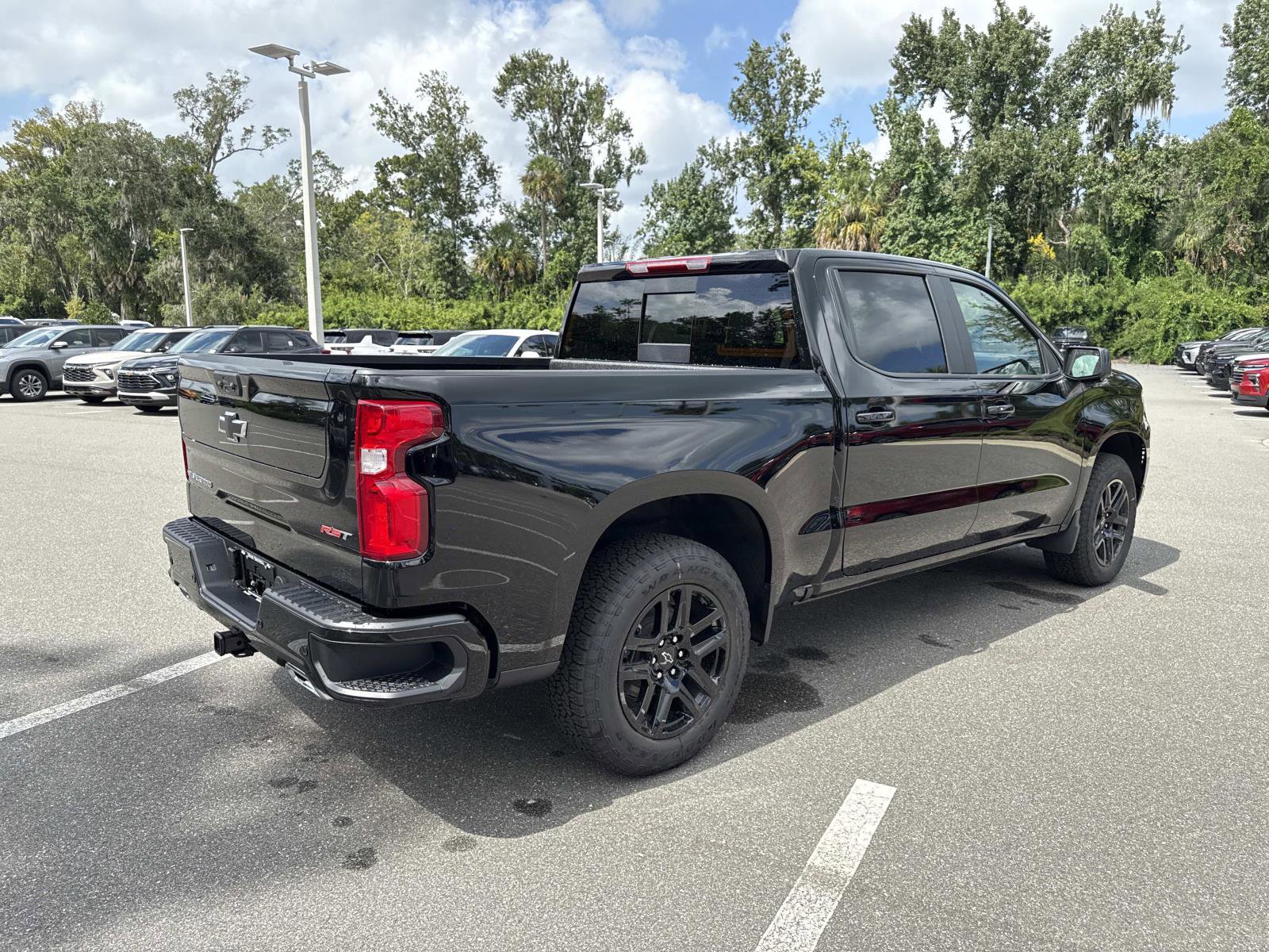 2026 Chevrolet Silverado 1500 RST photo 3