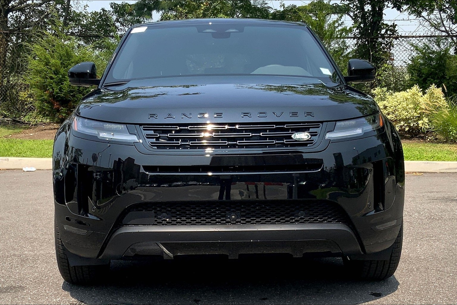 2026 Land Rover Range Rover Evoque S photo 2