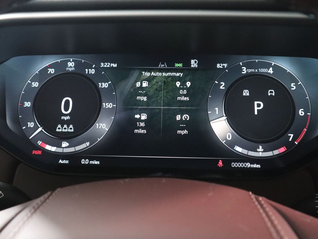 2025 Land Rover Range Rover Sport SE photo 29