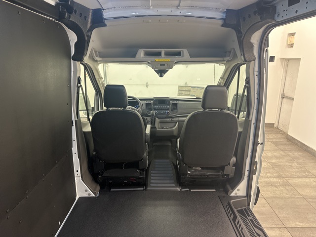 2025 Ford Transit photo 30