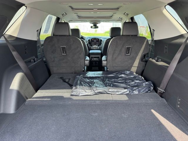 2021 Chevrolet Traverse Leather photo 9