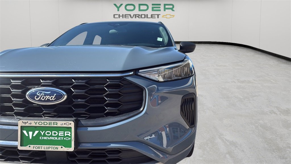 2023 Ford Escape ST-Line photo 40