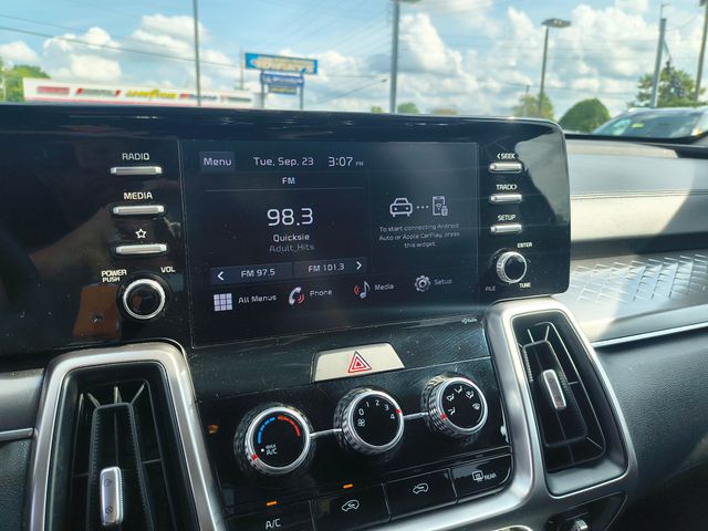 2022 Kia Sorento LX photo 10