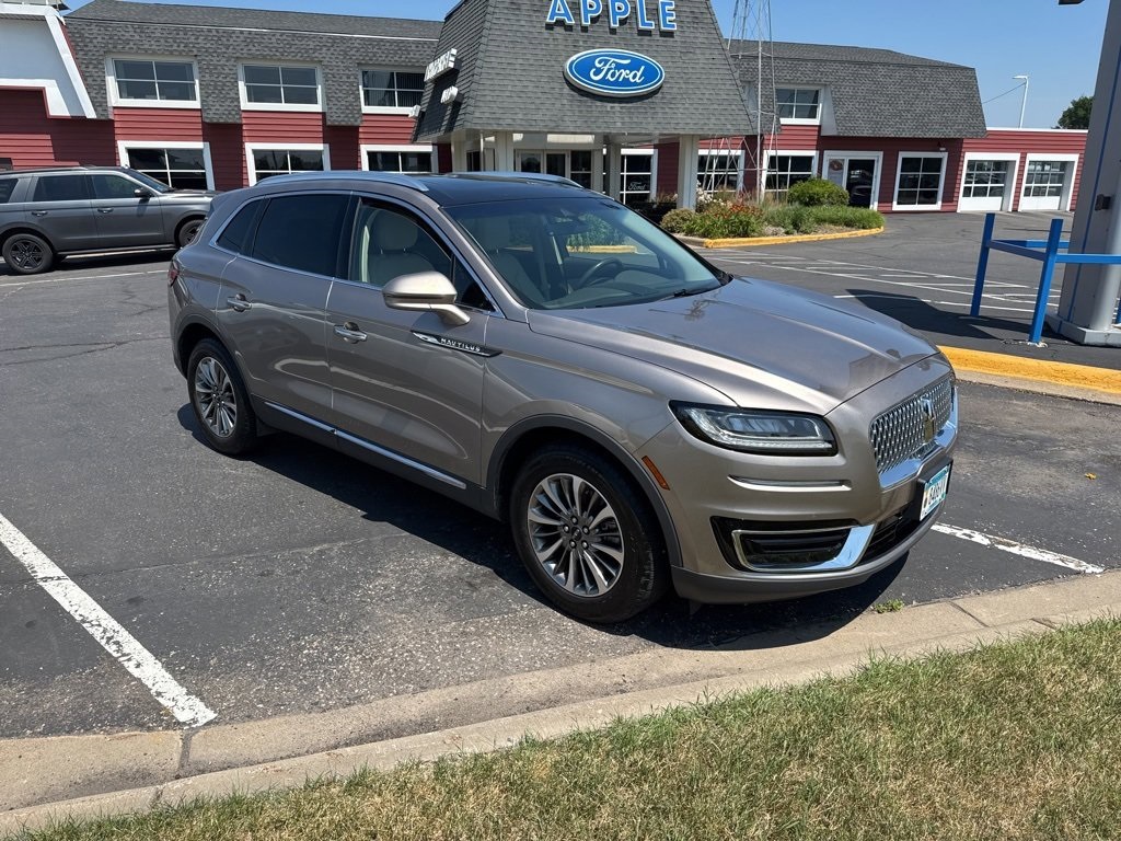 Used 2020 Lincoln Nautilus Reserve with VIN 2LMPJ6K95LBL10710 for sale in White Bear Lake, Minnesota