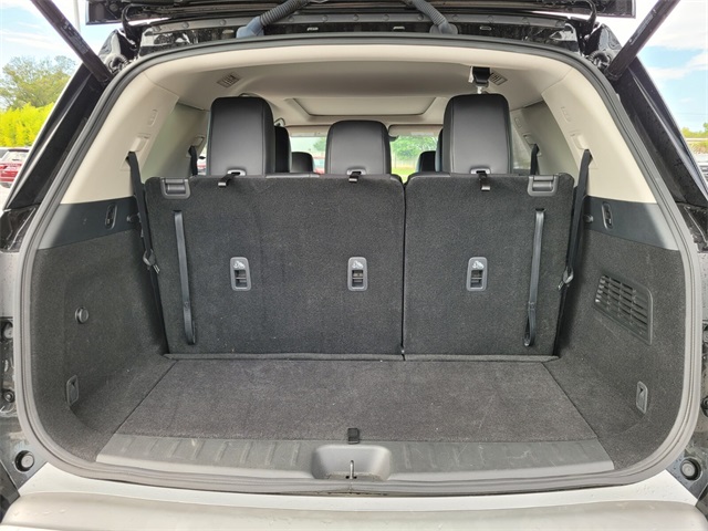 2024 Nissan Pathfinder SL photo 14