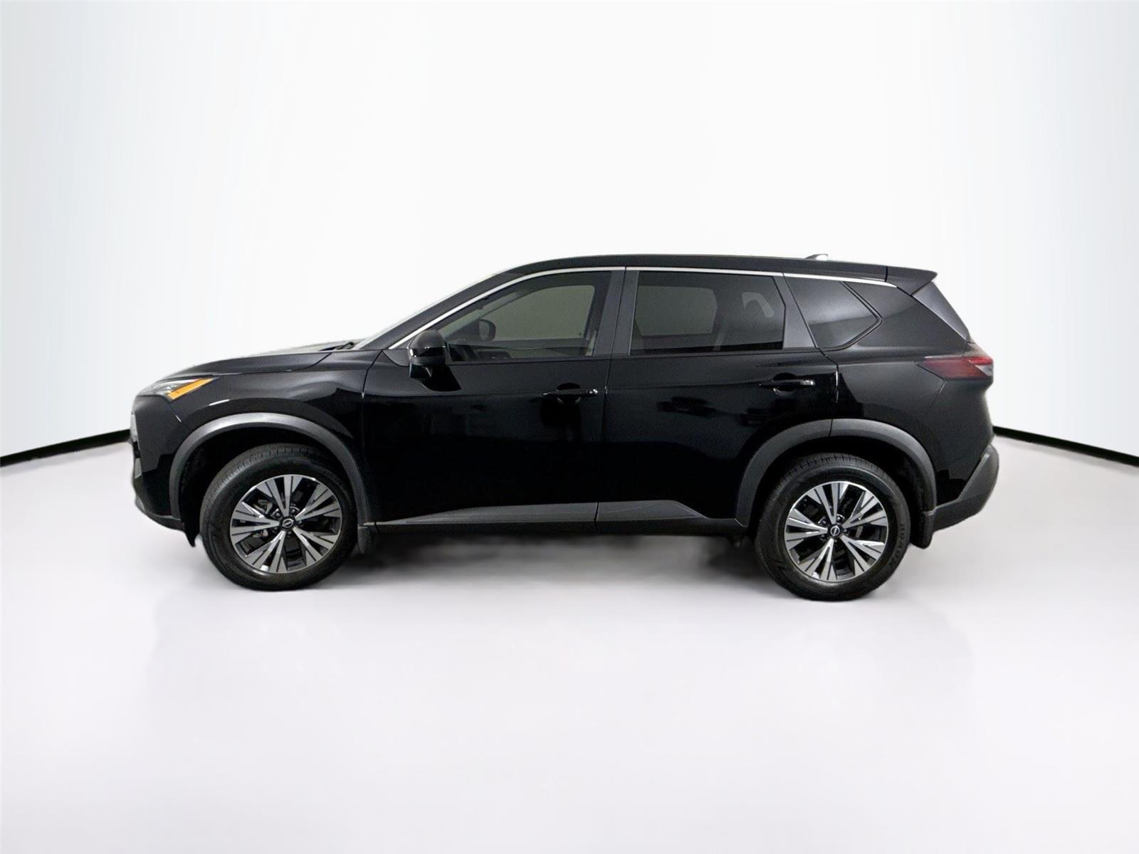 2023 Nissan Rogue SV photo 9