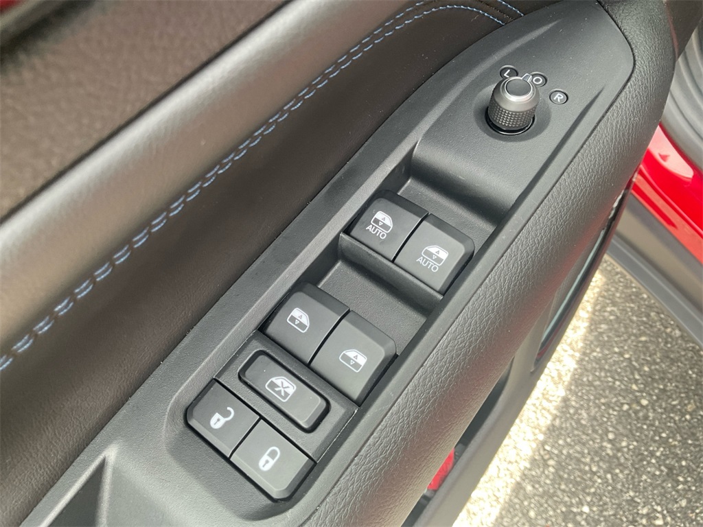 2025 Jeep Compass Latitude photo 29
