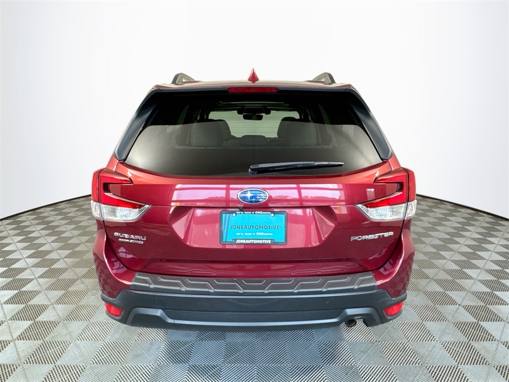 2020 Subaru Forester Premium photo 12