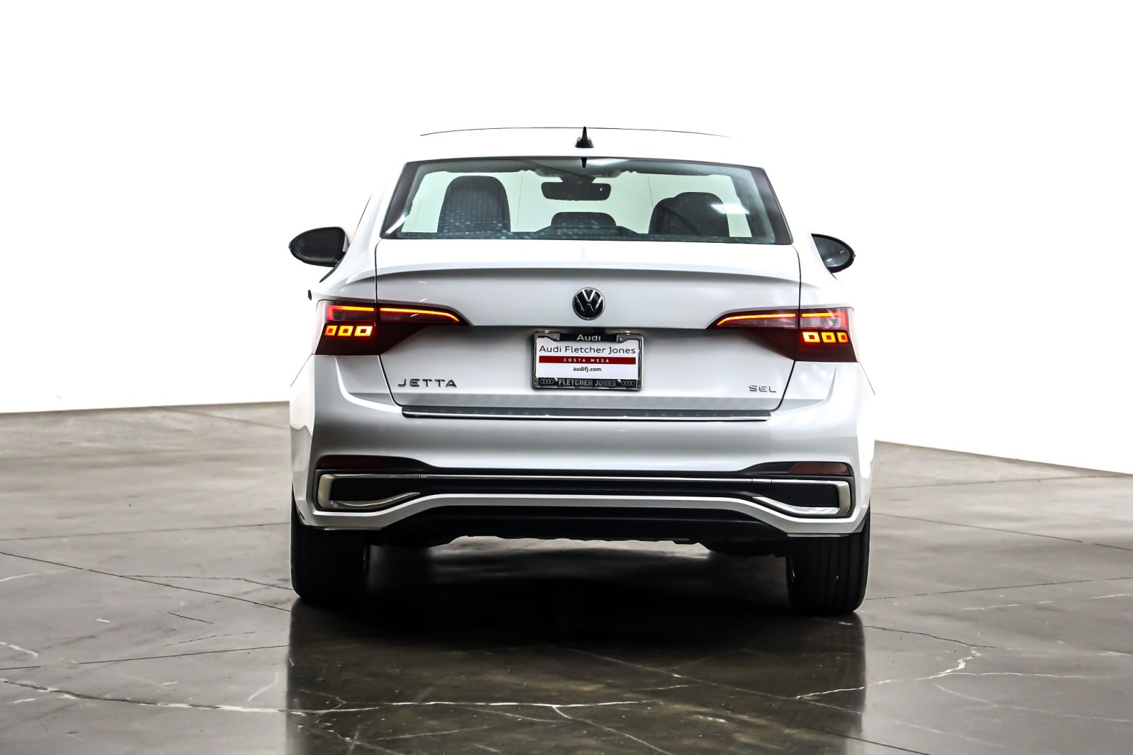 2024 Volkswagen Jetta SEL photo 3