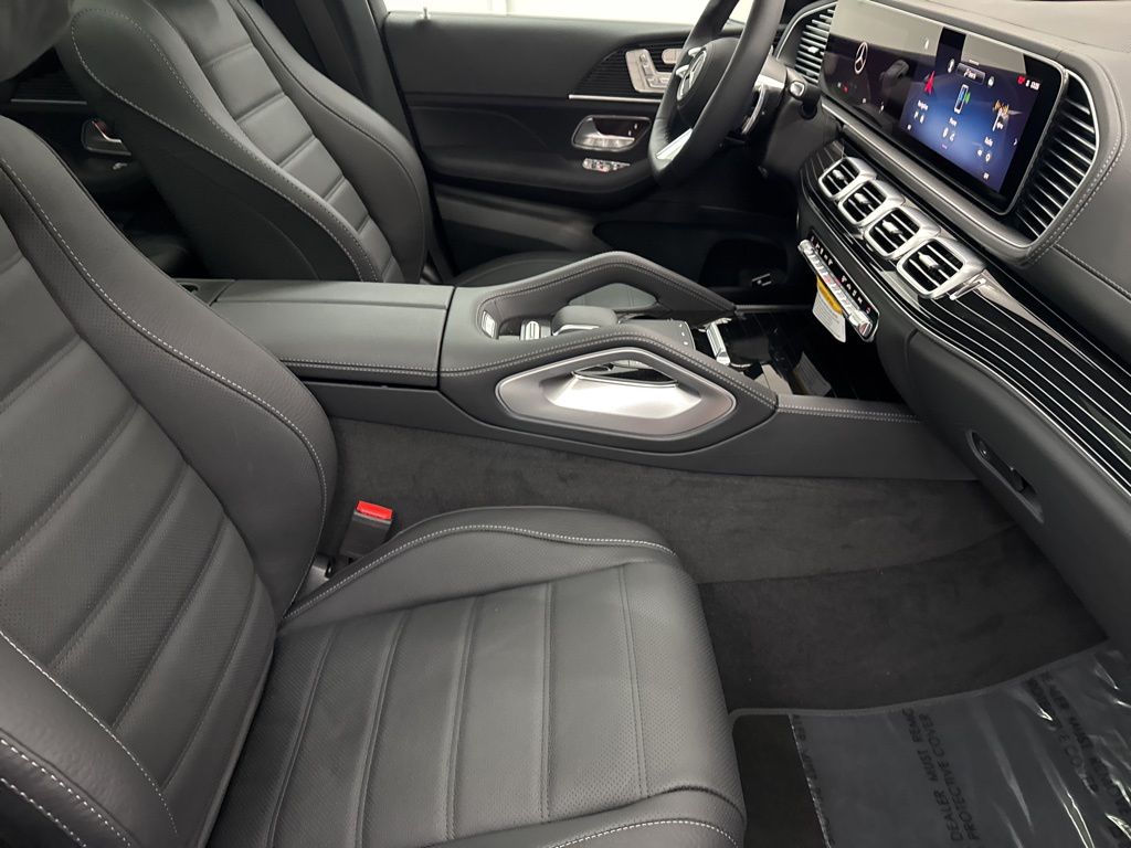 2026 Mercedes Benz GLS 580 4MATIC photo 26