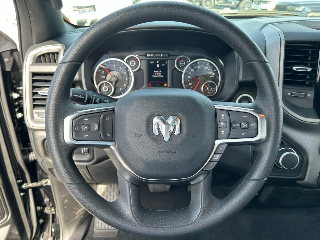 2025 Ram 1500 Tradesman photo 10